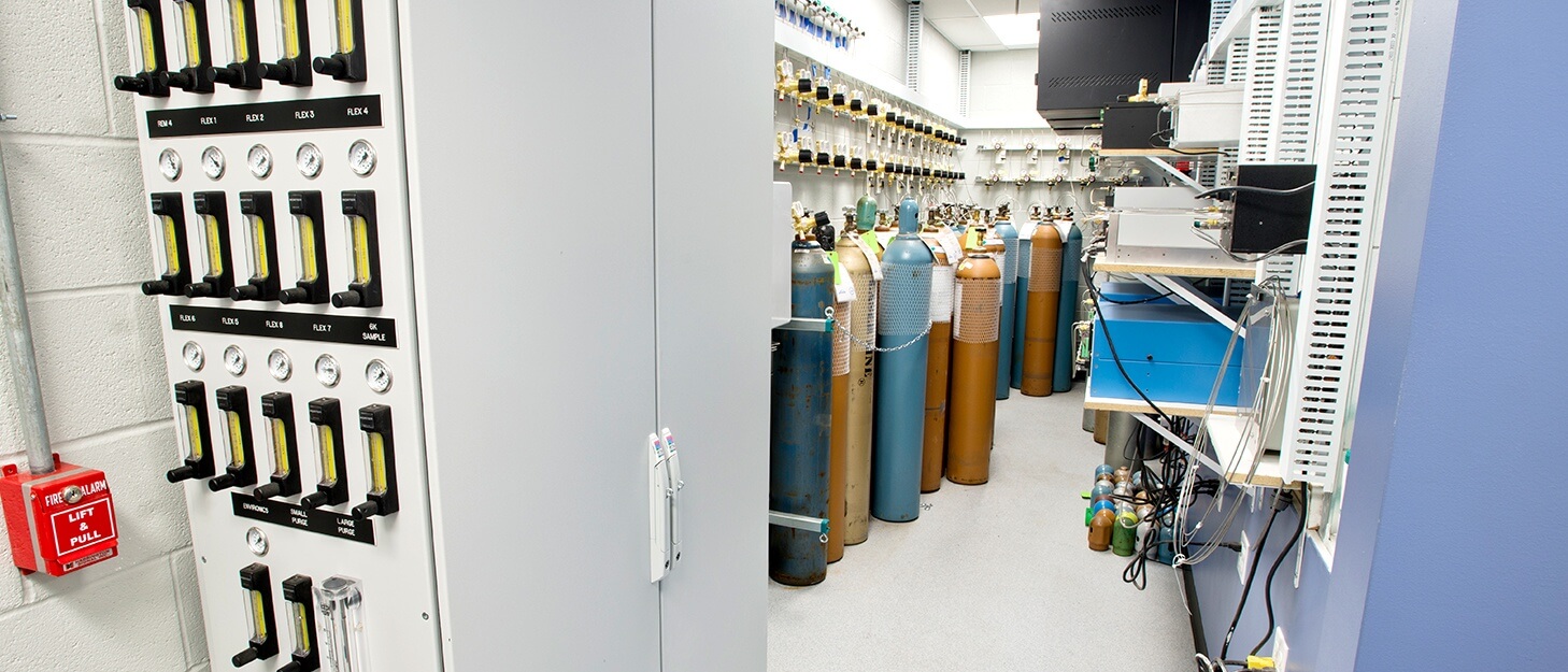 Weldcoa installed automated gas sampling station at Linde's new specialty gas facility