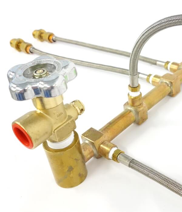 Manifold with Flex Leads